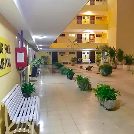 Apartamento Moderno Y Centrico Con Piscina Y Playa Апартаменты